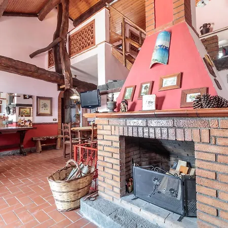 Palmento House In Piedimonte Etneo